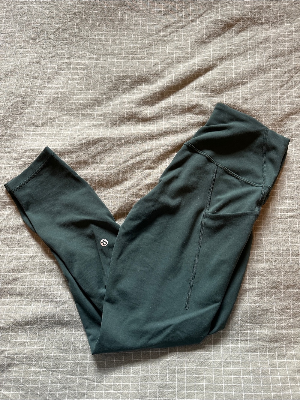 lululemon Wunder Train Leggings | Women's High-Rise Tight with Pockets 25”